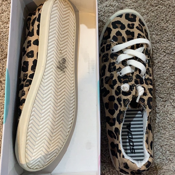 Shoes - Size 8.5 women’s shoes never worn.